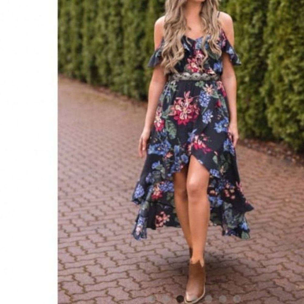 Illa Illa Black Floral Cold Shoulder Faux Wrap Ruffle Maxi Dress Medium New
